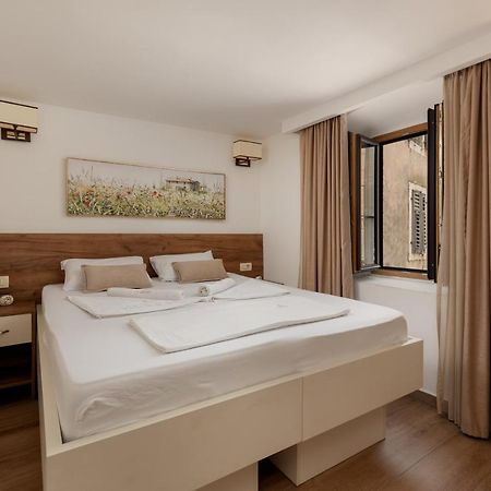 Apartment Amigo Old Town 코토르 외부 사진
